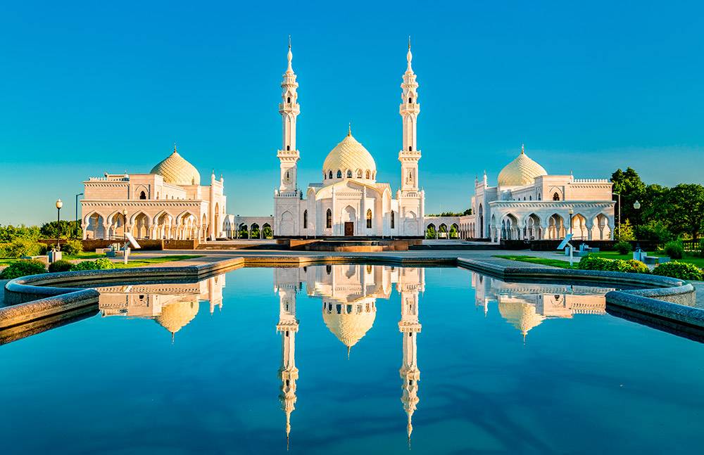 Фото белой мечети